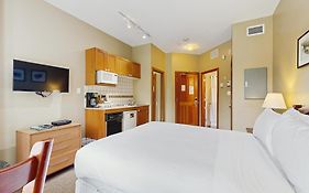 Cascade Lodge